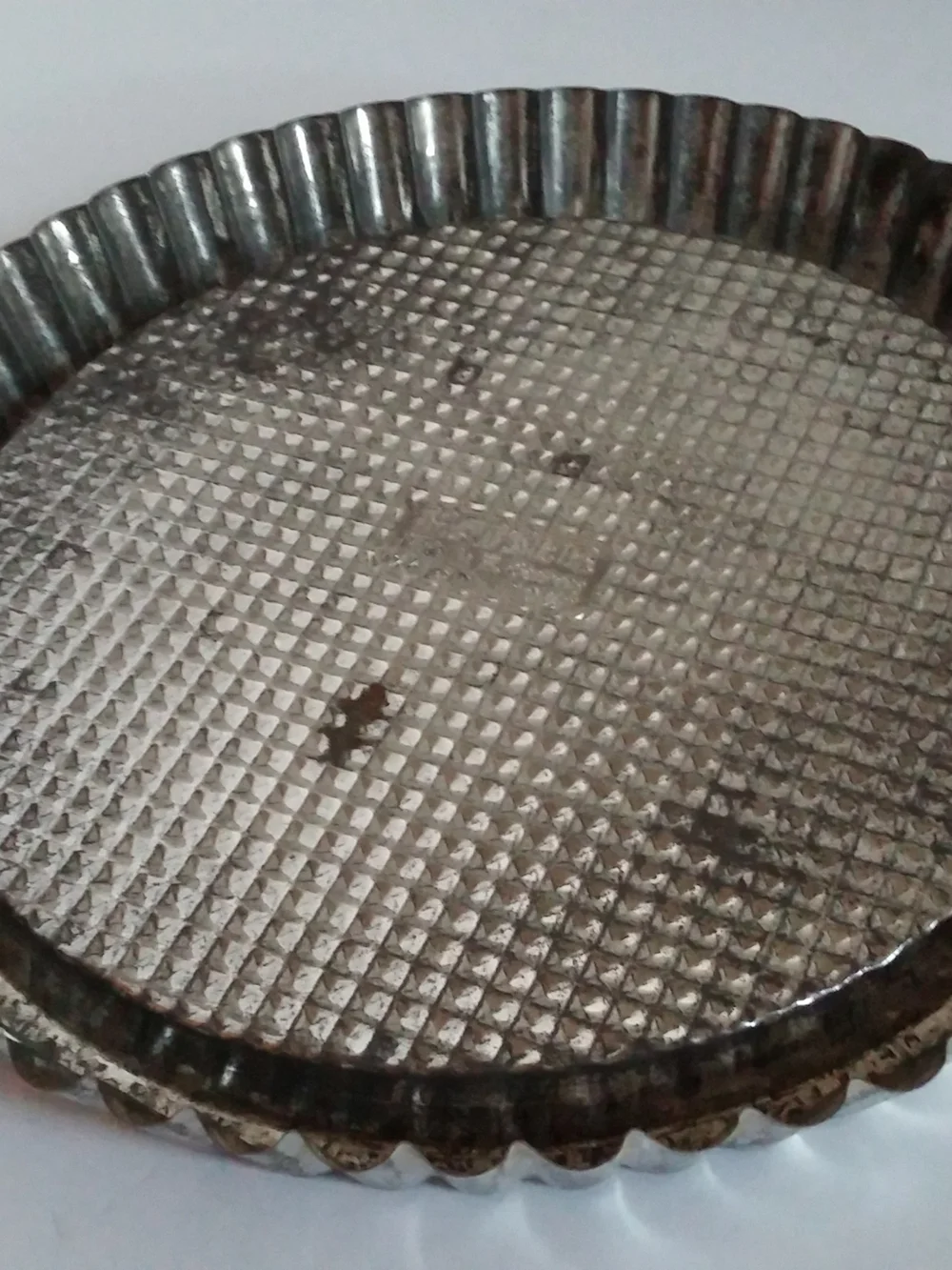 Vintage Kaiser Metal Scalloped Tart Pan, West Germany, 20.5 in